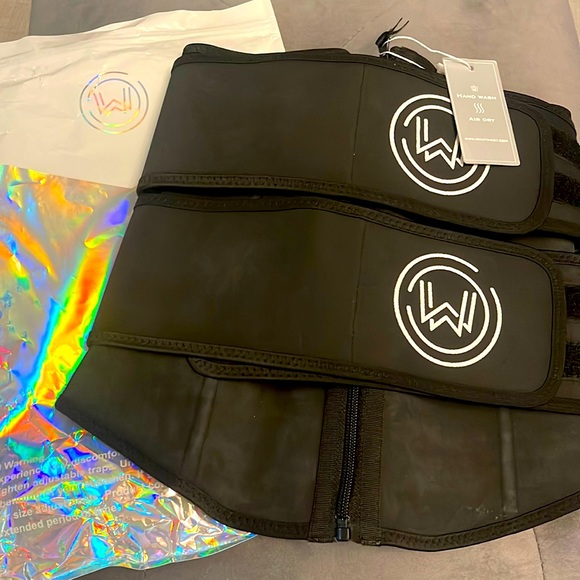 What waist trainer - Picture 1 of 4